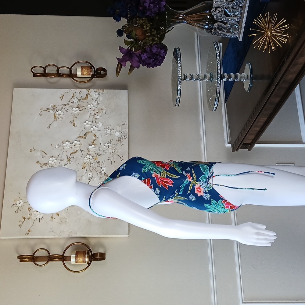 Women's Atlantic Tropical Floral Blue One-piece Swimsuit. Size M - Picture 5 of 17
